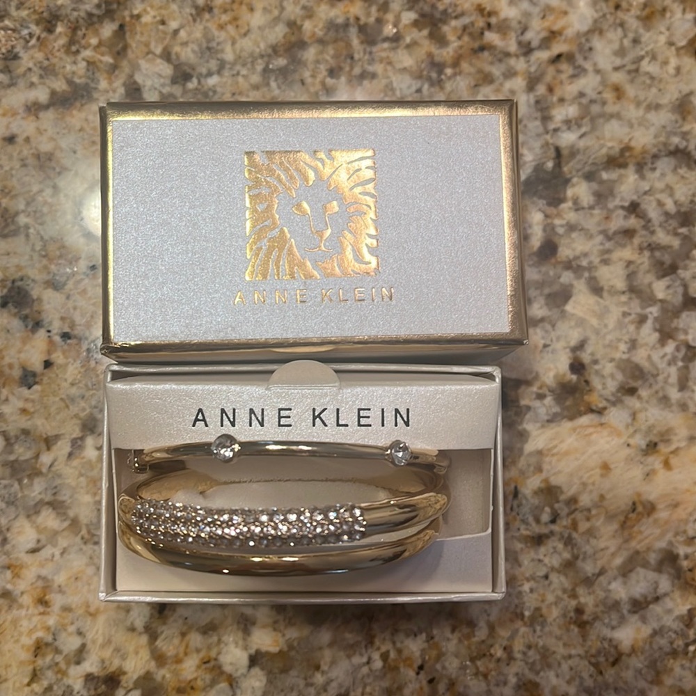 Anne Klein bracelet new